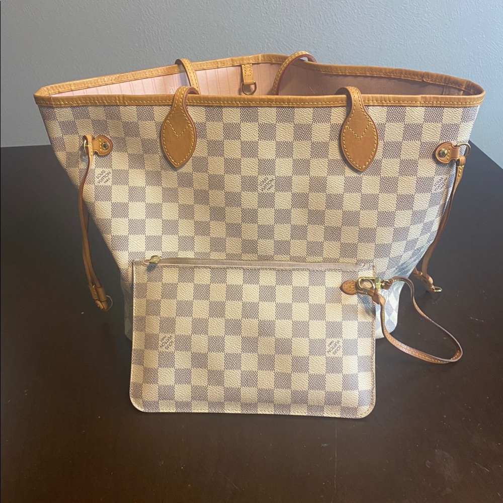 Louis Vuitton Neverfull MM